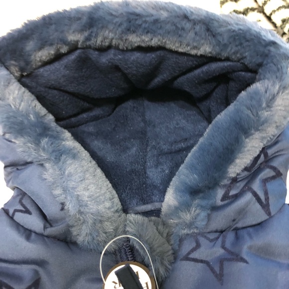 Snow Suit - Picture 3 of 4